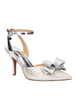 J Reneé Shanaya Heels